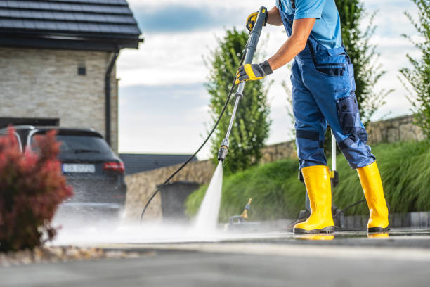 Best Driveway Pressure Washing  in Swannanoa, NC